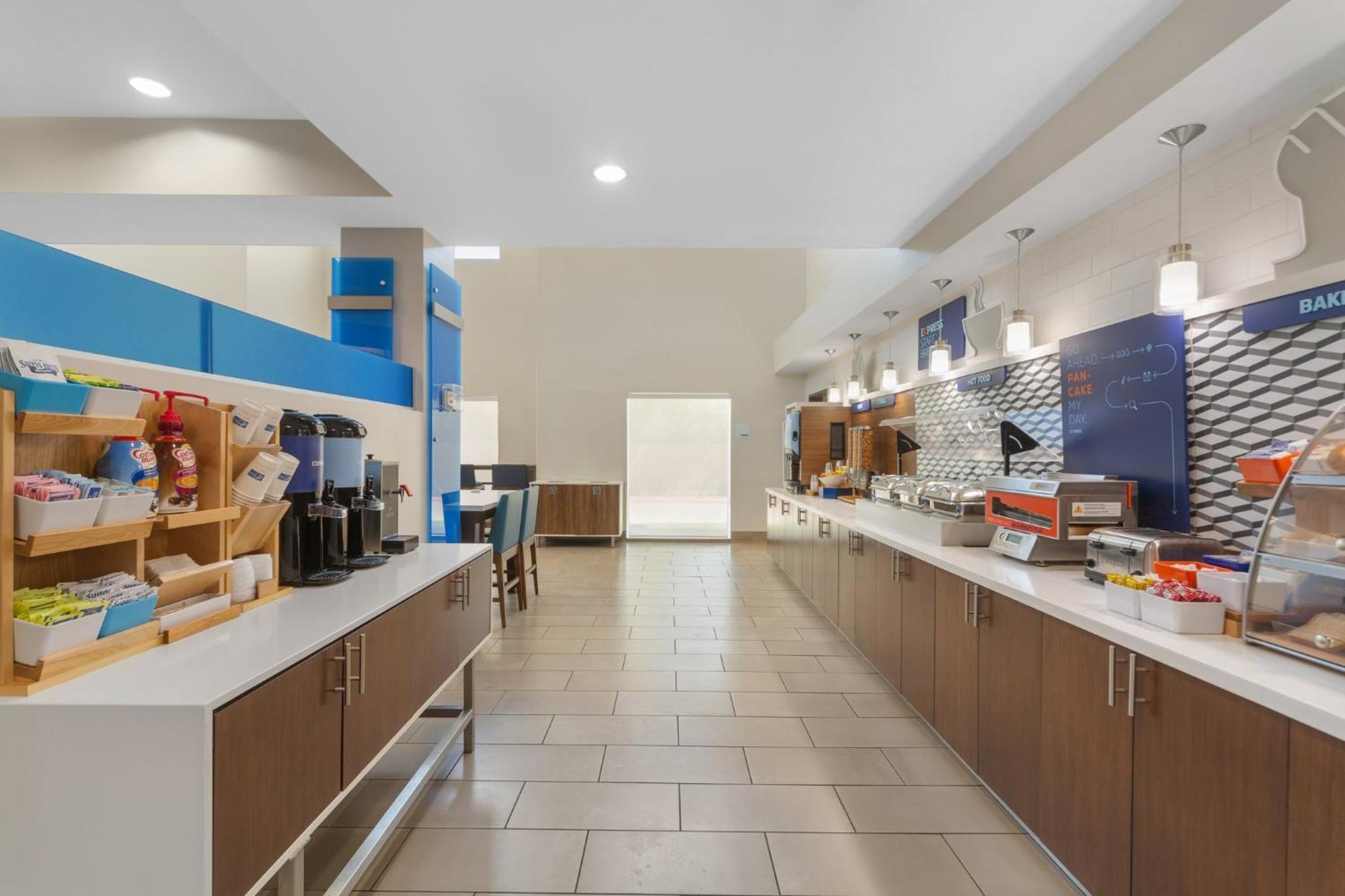 Holiday Inn Express Tomball By Ihg Kültér fotó